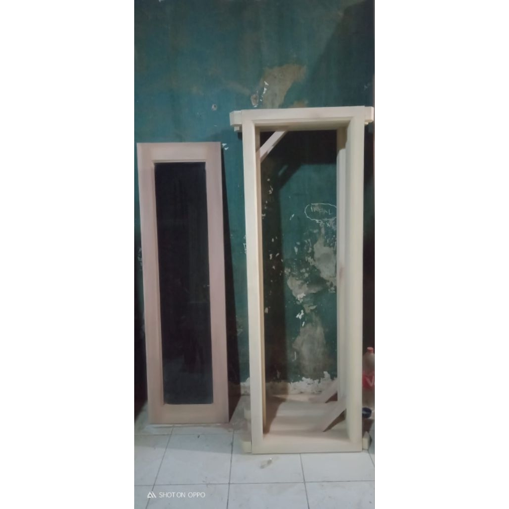 kusen dan jendela kayu mahoni