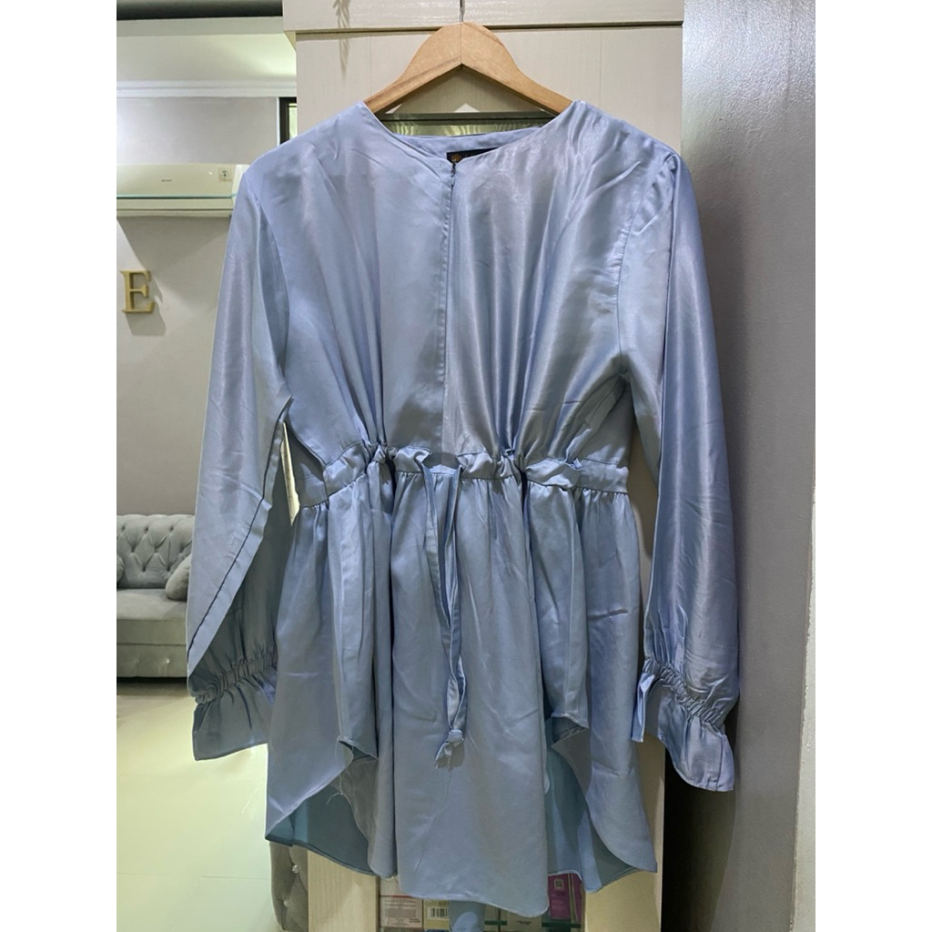preloved atasan shella saukia