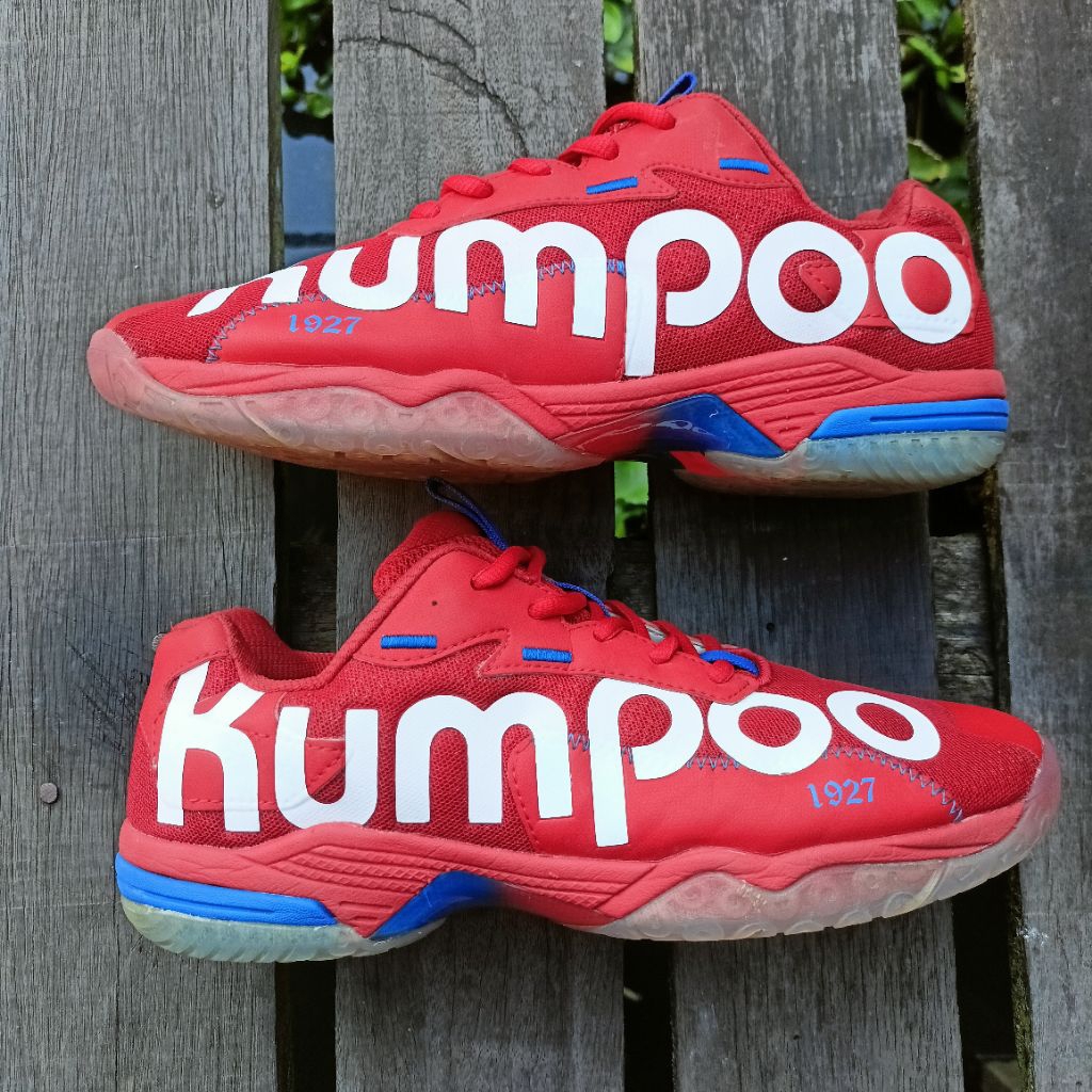 Sepatu badminton Kumpoo(second)