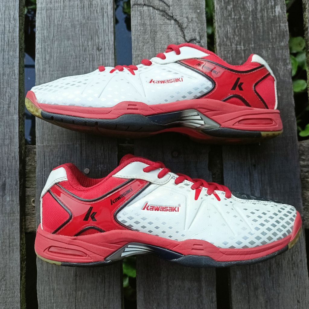 Sepatu badminton KAWASAKI (Second)