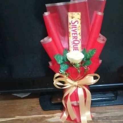 silverqueen/bucket coklat