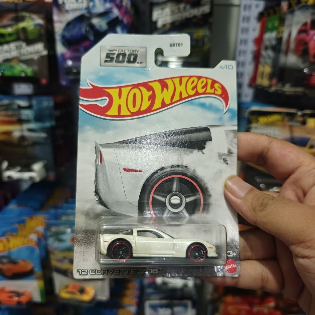 Hot Wheels 12 Corvette C7 Z06 Factory 500