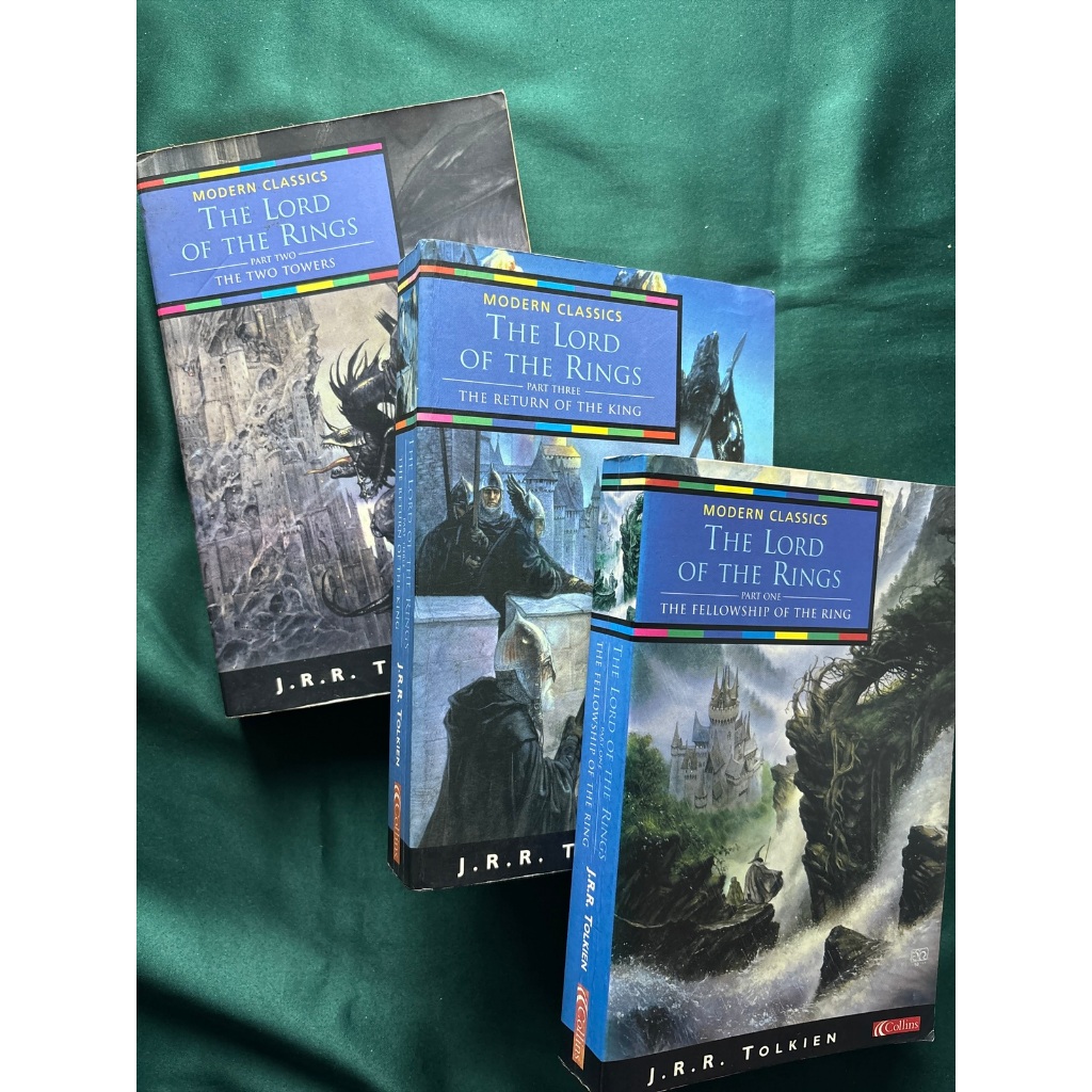 PRELOVED - Novel/Buku The Lord of the Rings Trilogy - J. R. R. Tolkien