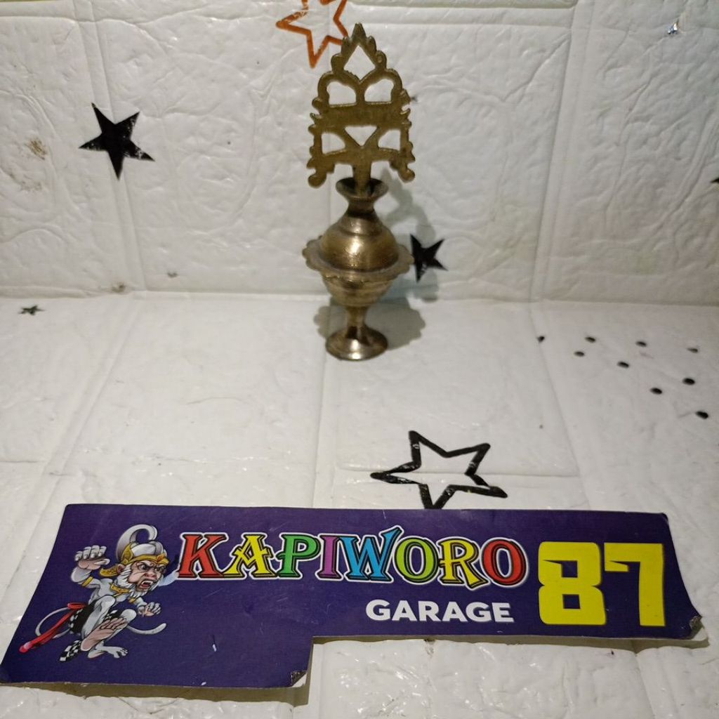 tempat celak bahan Kuningan