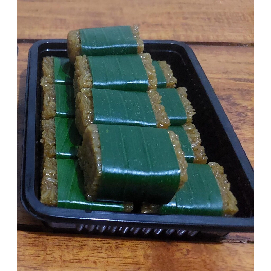 WAJIK/wajik gula merah /wajik pandan hijau/wajik hantaran/wajik husus instan