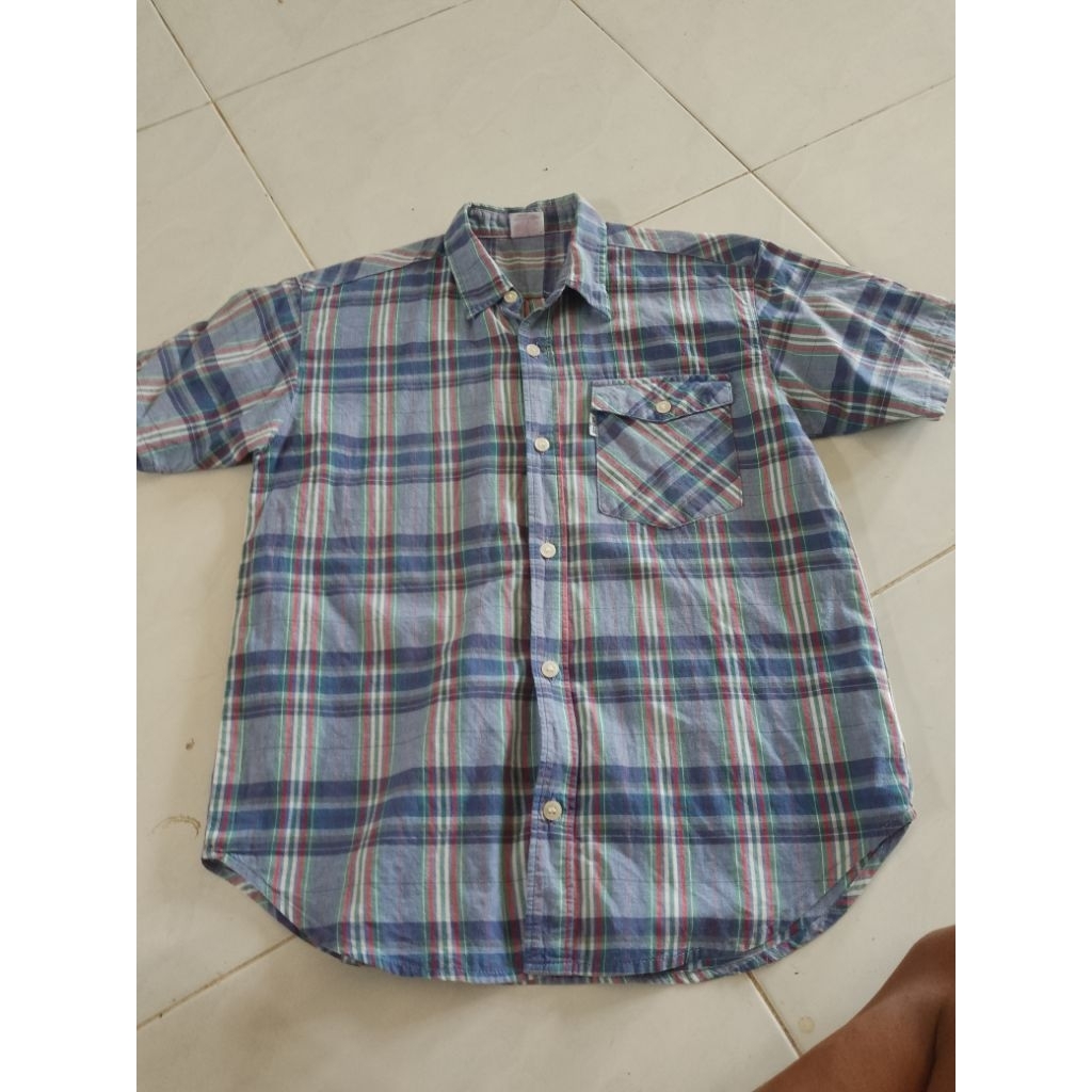 kemeja levi's remaja