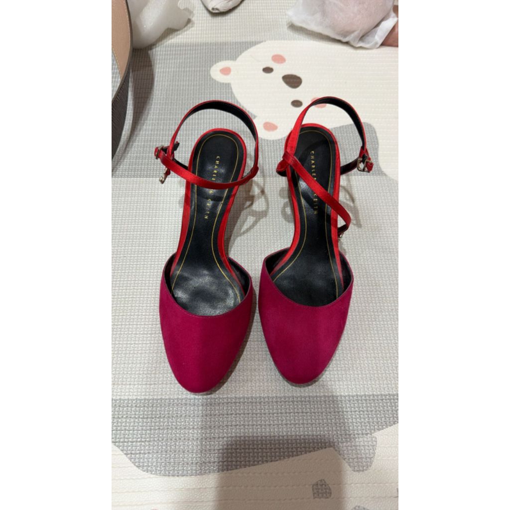 Original sepatu wanita Charles n keith Vincci Ittaherl ukuran 36 (wajib baca keterangan)