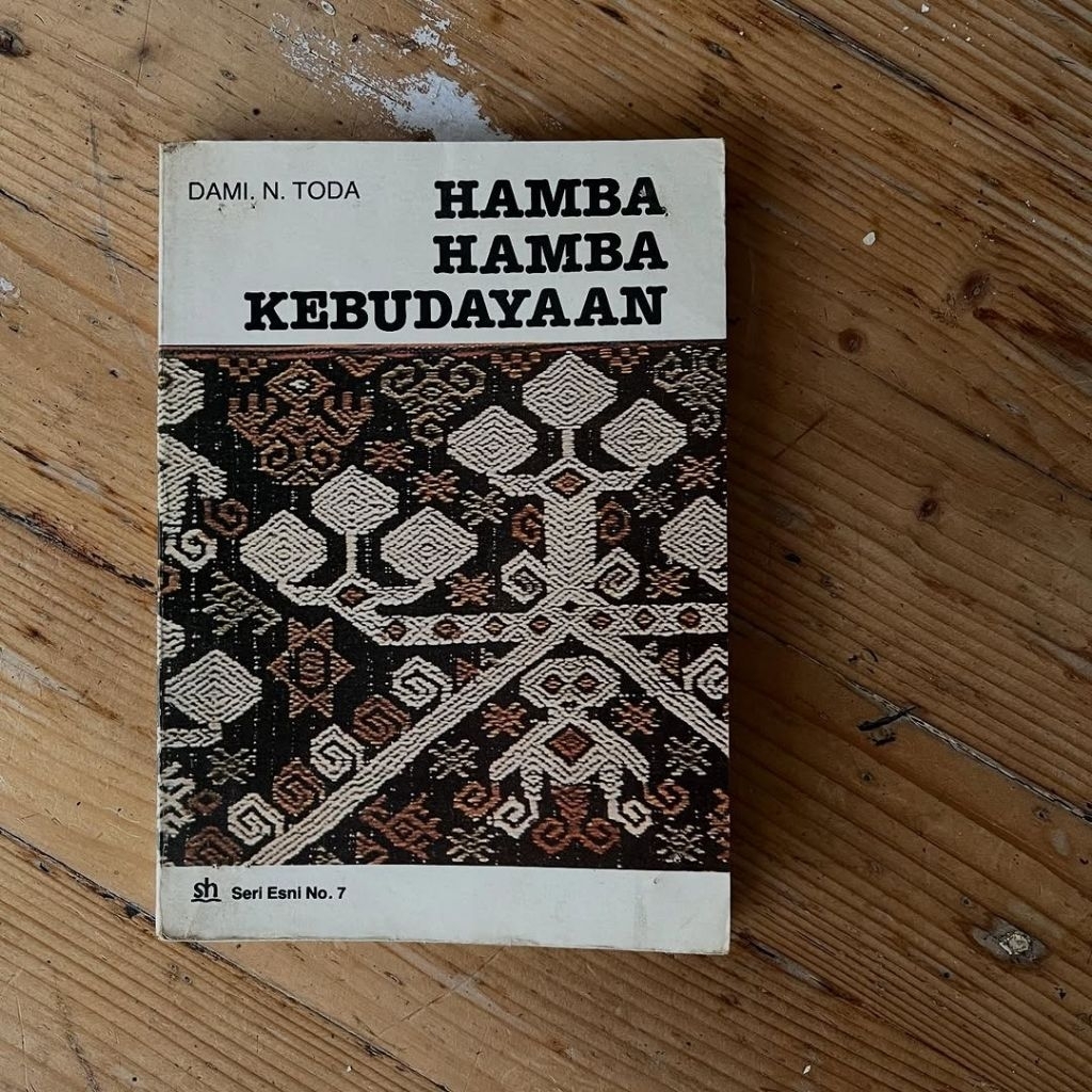 Hamba-Hamba Kebudayaan - Dami. N. Toda