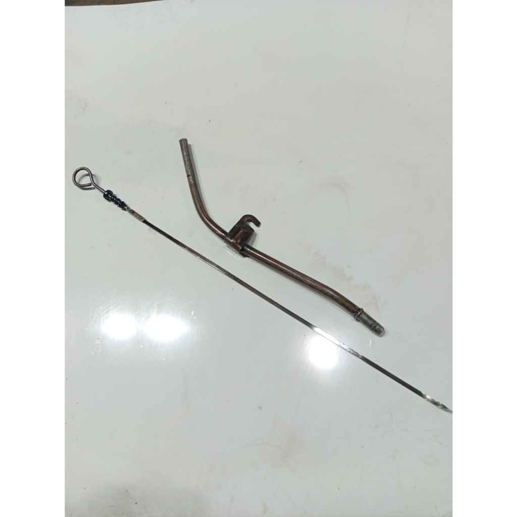 Stik colokan oli oil mesin Mitsubishi L300 diesel 4D56 copotan original
