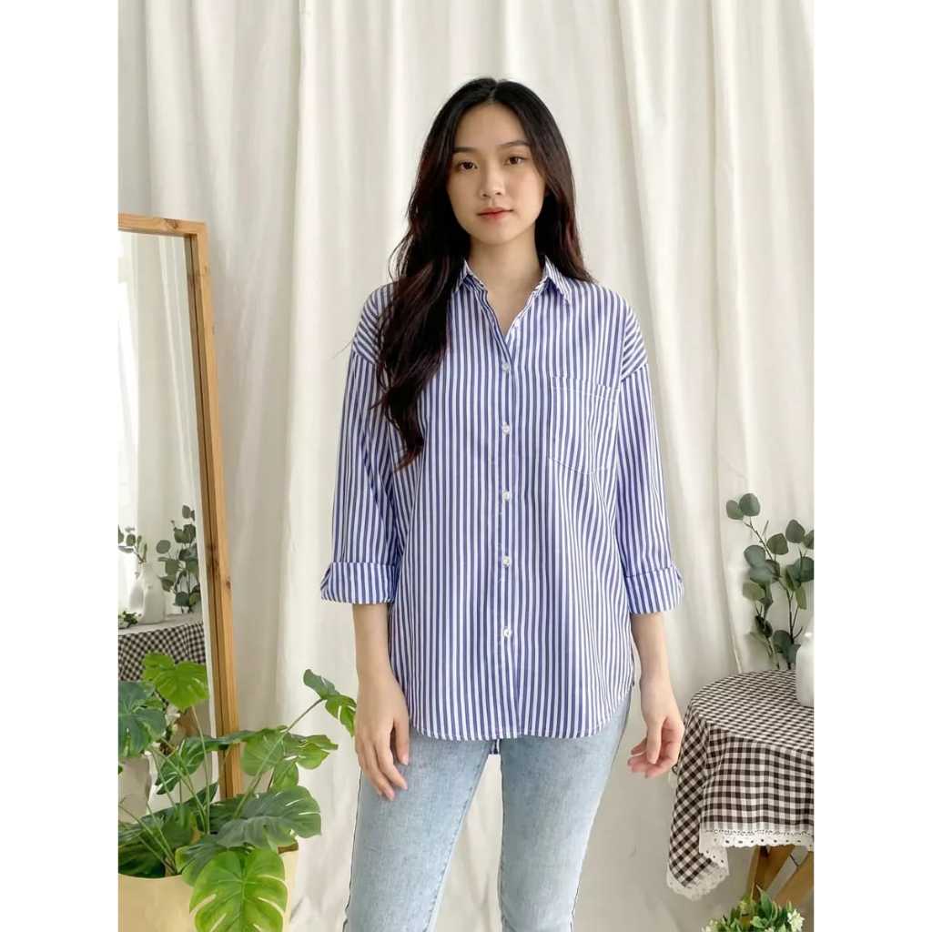 ATASAN Carol Shirt / Stripe Shirt / Kemeja Stripe / Kemeja Katun Salur Wanita