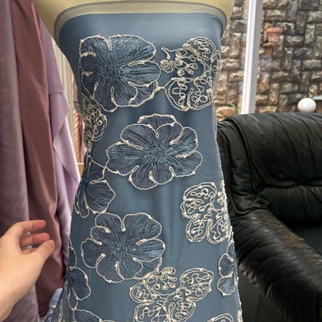 Bahan Kebaya MewaH Brokat Tulle Tile Magnolia Bordir 2Tone warna Biru Blue Denim