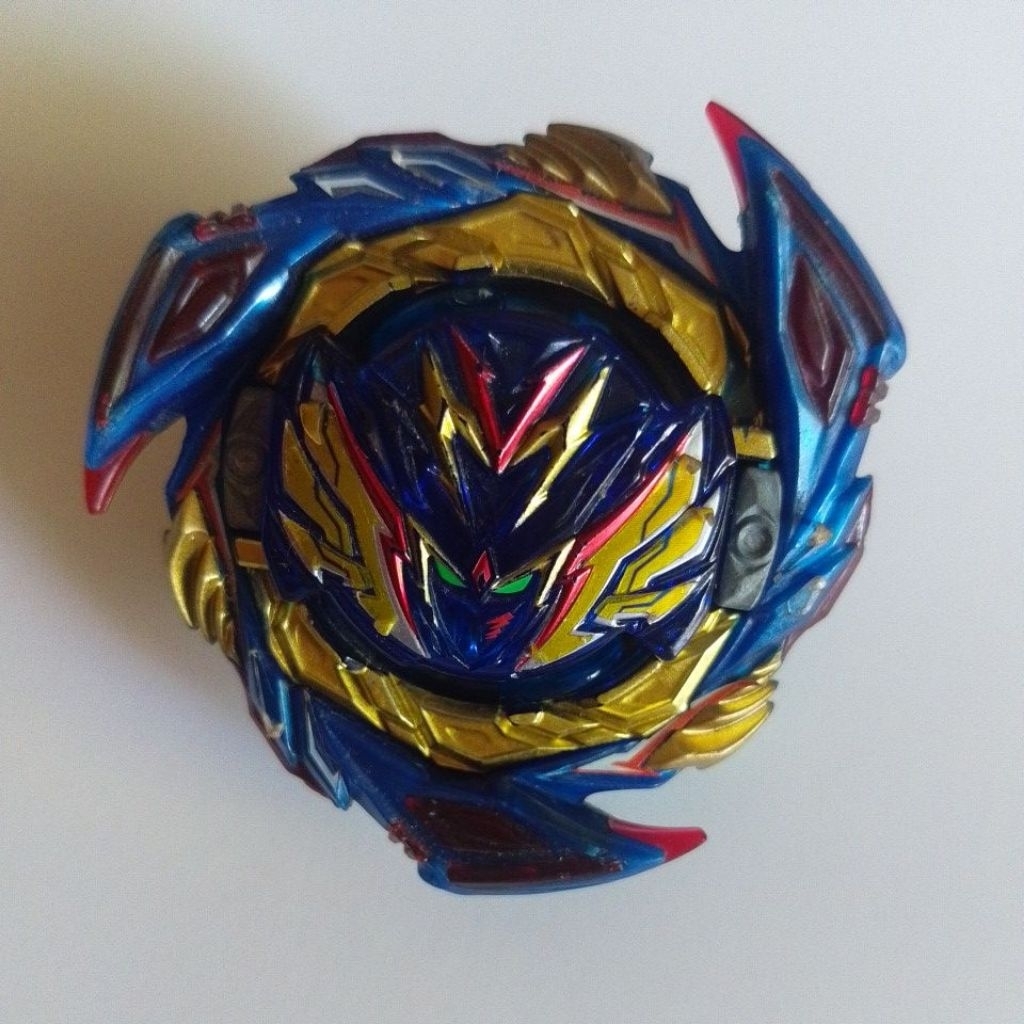 Beyblade burst DB Savior Valkyrie Takara Tomy