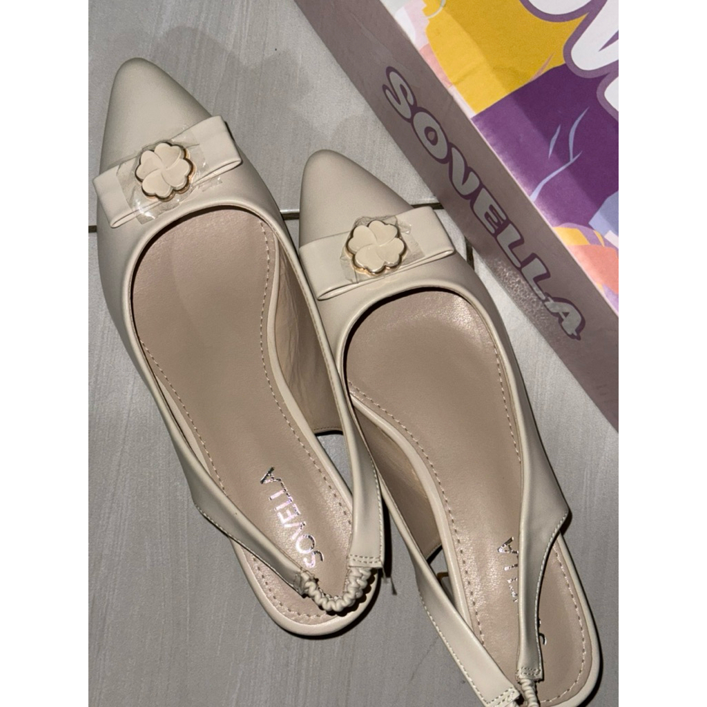 (PRELOVED) NEW SOVELLA Ivy Heels Size 40 Beige