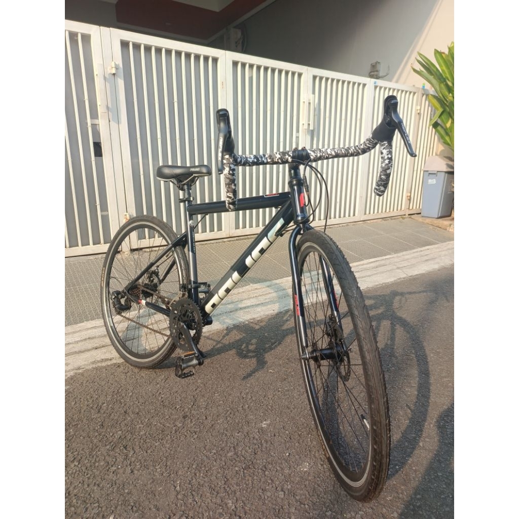 sepeda roadbike police toronto 700c