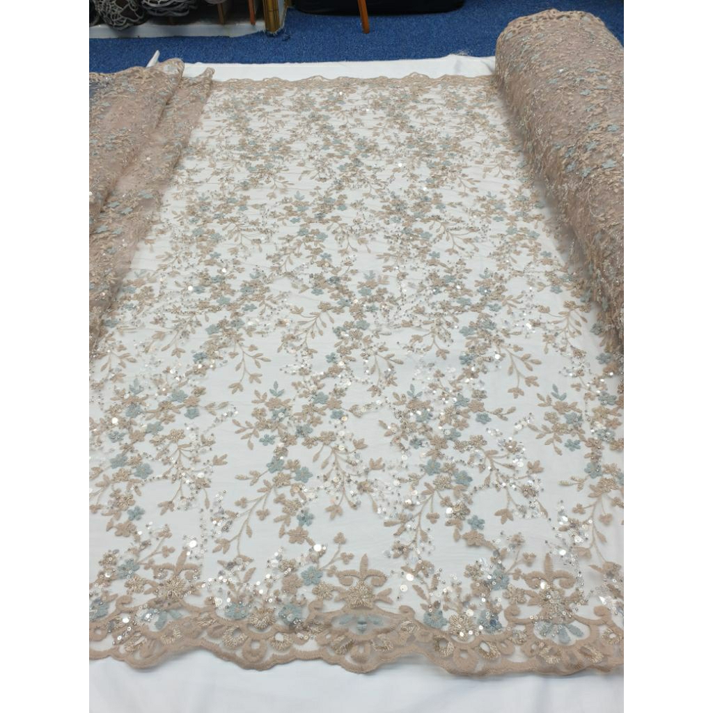 kain tile/ tile payet ber motif bunga dan timbul harga per 0,5cm