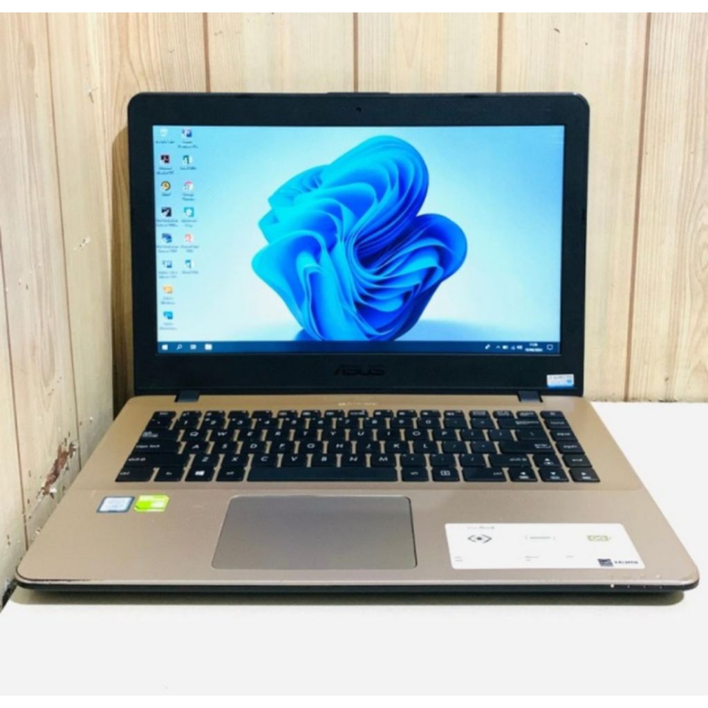 Laptop Siap Gaming - Asus A442UR Core i7 VGA Nvidia 930MX Sudah SSD 256 GB