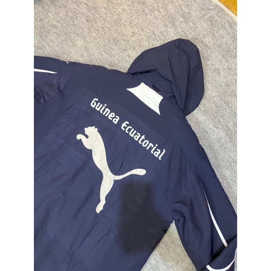 jaket outdoor waterproof  puma