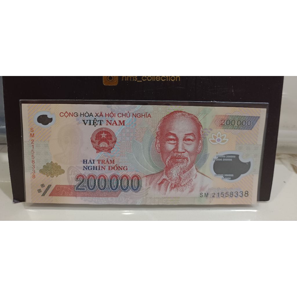 Uang Negara Vietnam 200000dong untuk koleksi