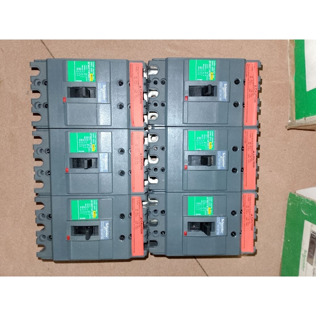 MCCB 3 phase