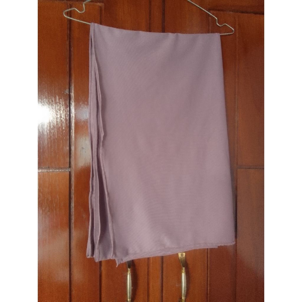 Preloved Hijab Pashmina Jersey warna Mauve