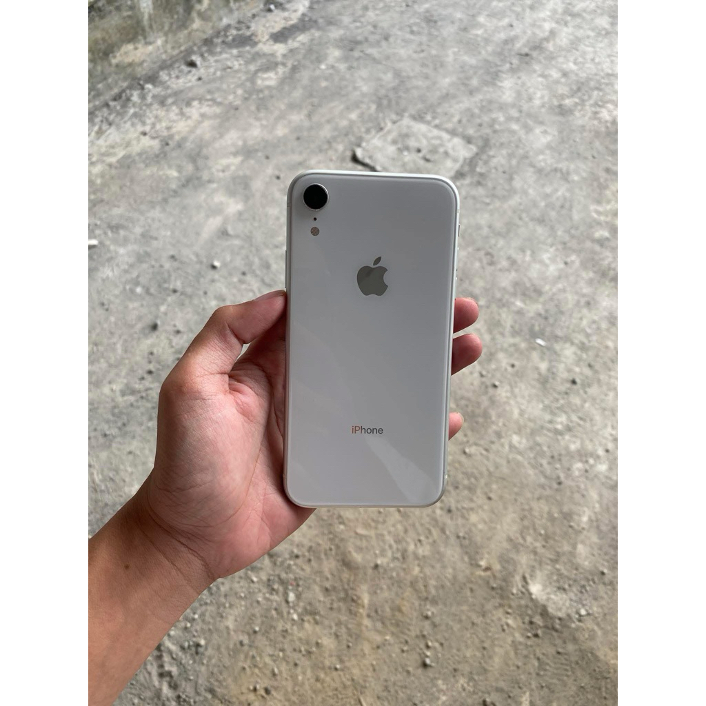 iphone xr 64