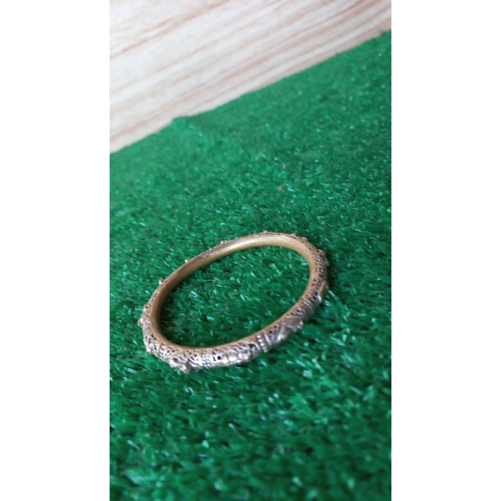 Gelang Kuningan Antik