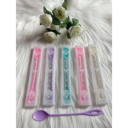 50 Pcs Souvenir Sendok Jus Plastik Panjang Kemasan Box Mika