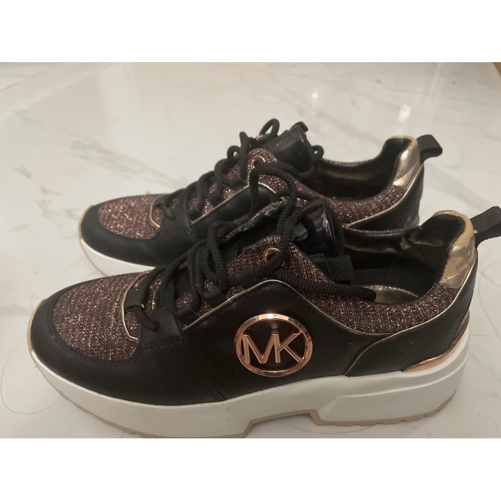 Preloved Sepatu Michael Kors