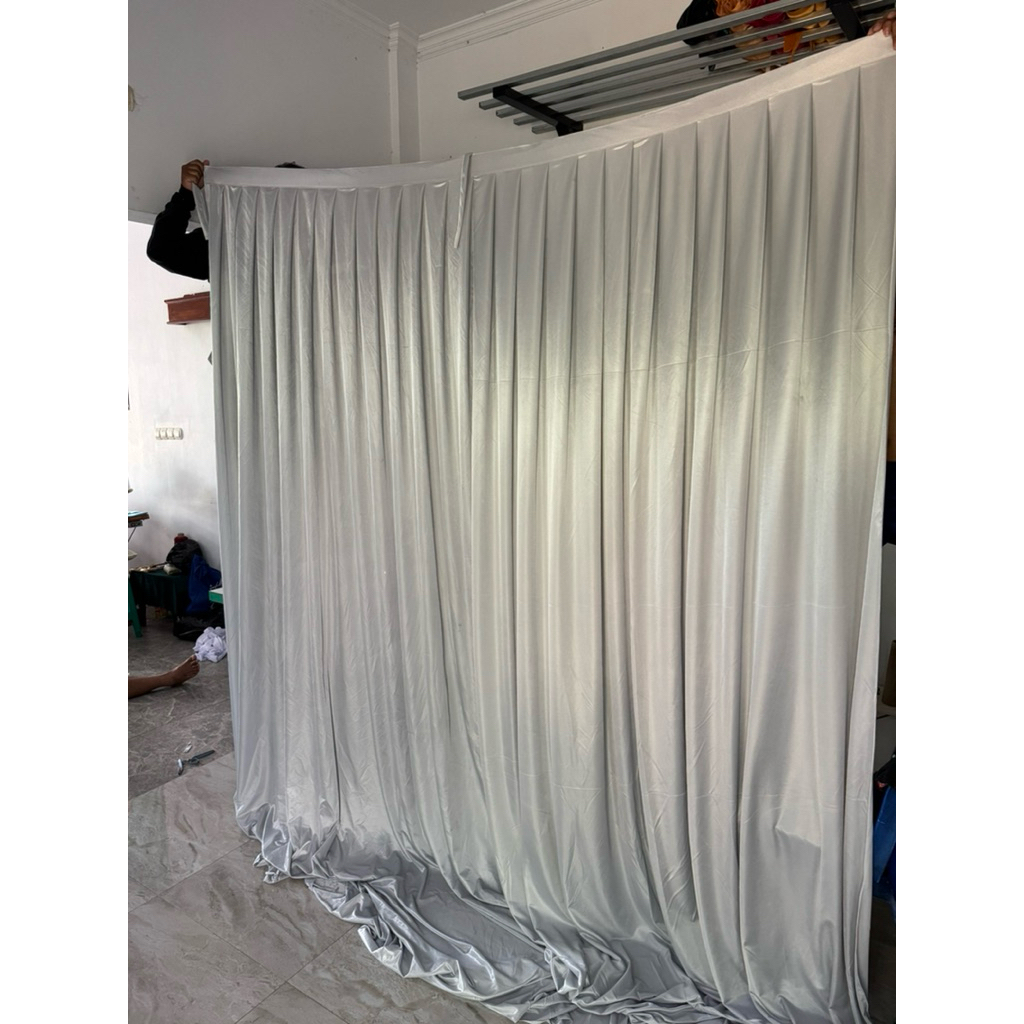 BACKDROP WEDDING UK.3x3/ BAKCDROP AKAD POLOS/ BEGRON DINDING