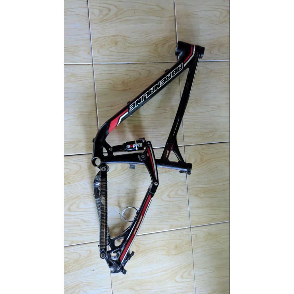 frame adrenaline TR 1