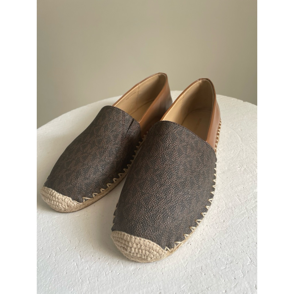 sepatu espadrilles MK Michael Kors