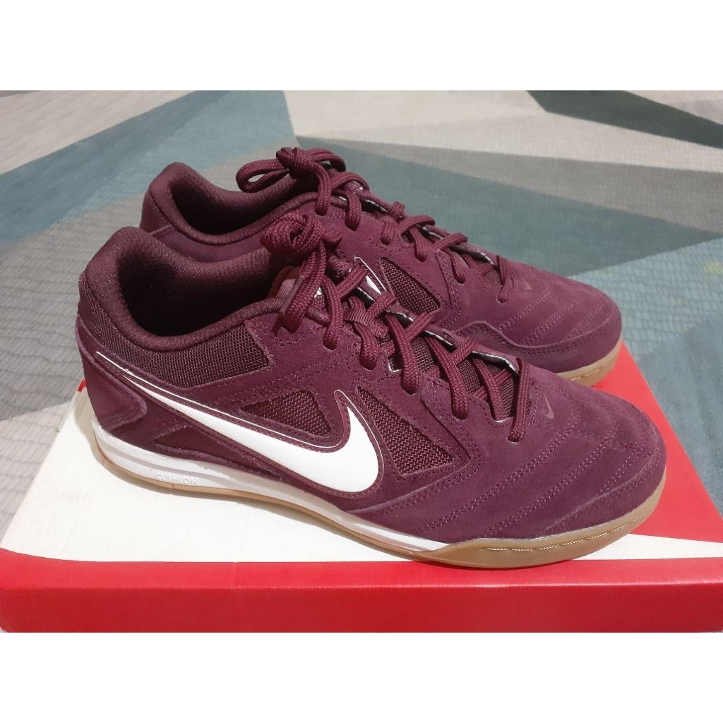 Sepatu Futsal Nike Gato Original BNIB