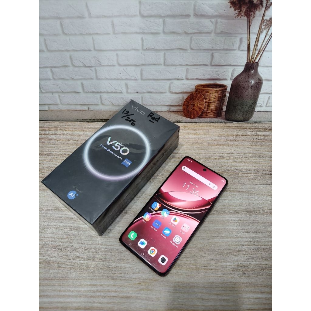 Vivo V50 5G 12/256 Second