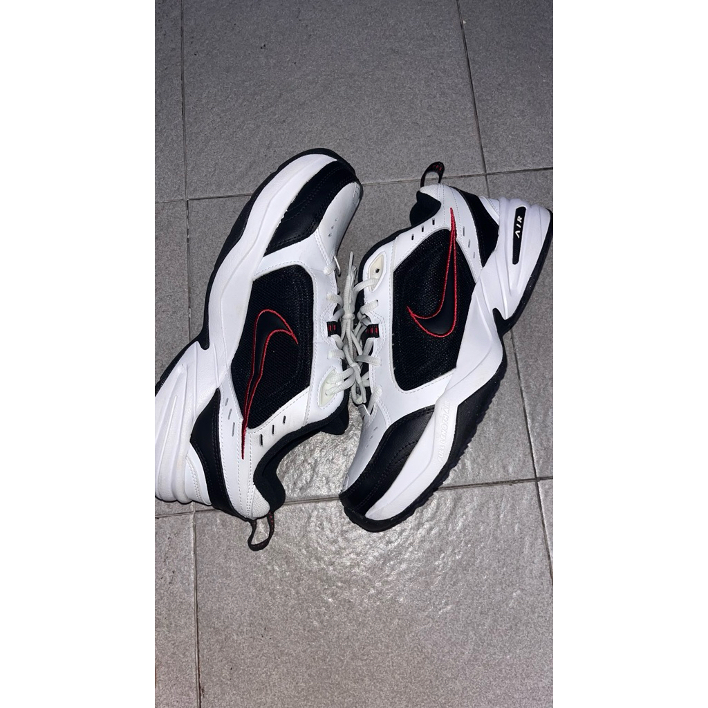 nike air monarch v