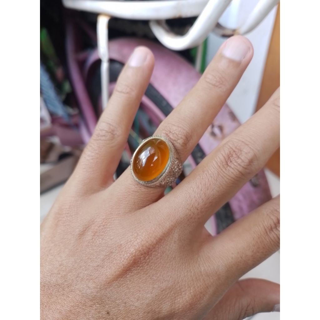BATU AKIK CEMPAKA MADU