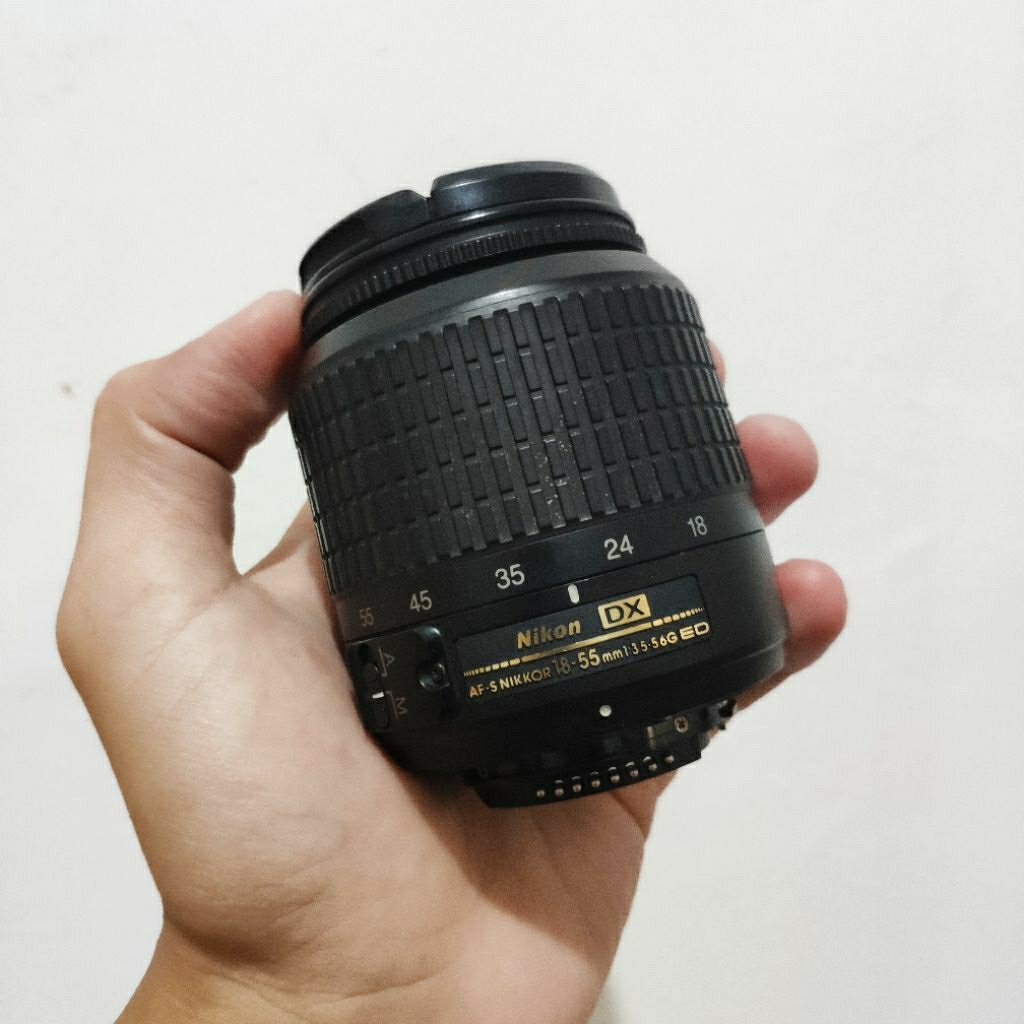 LENSA KIT NIKON 18-55MM