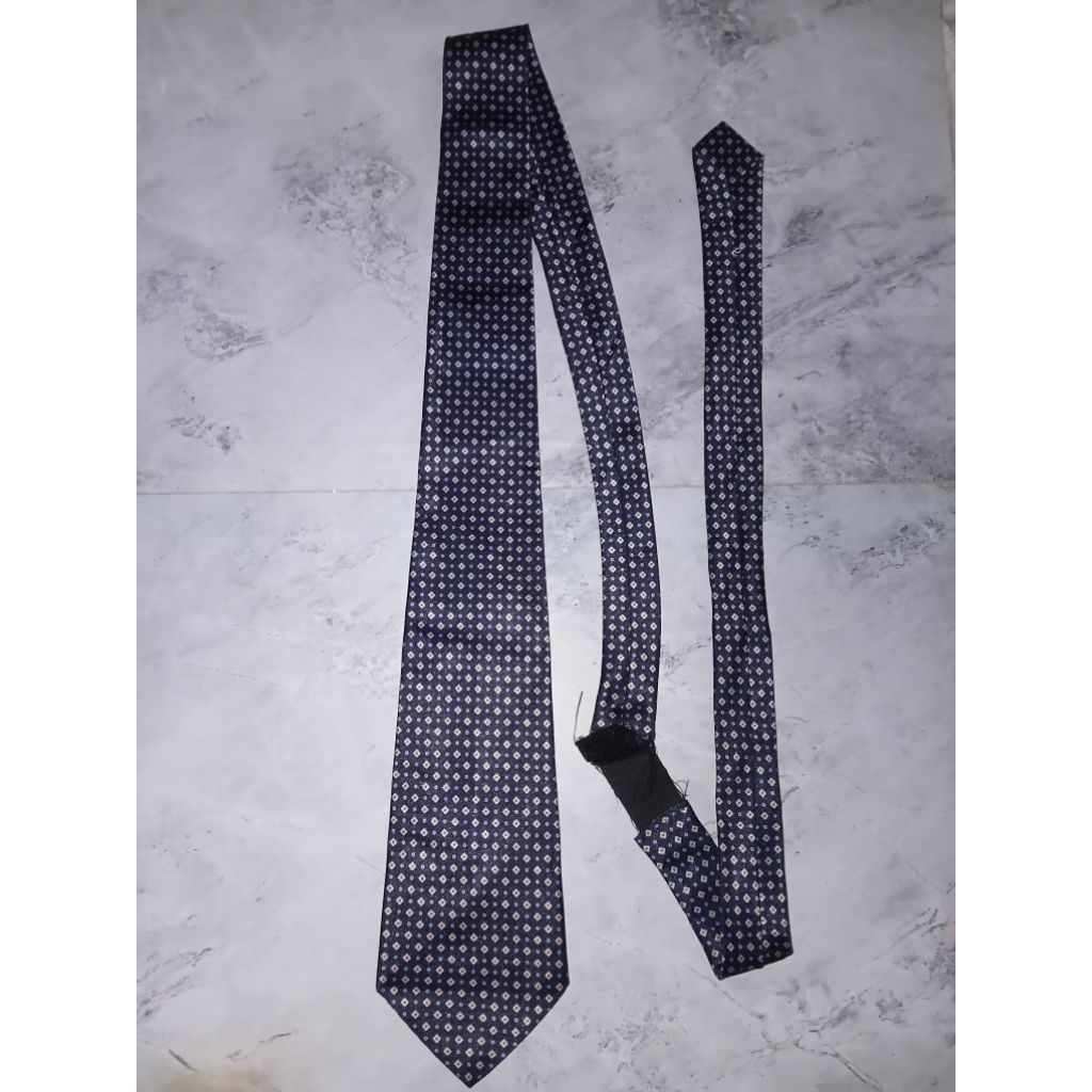 Dasi Pria Warna Biru Motif Corak