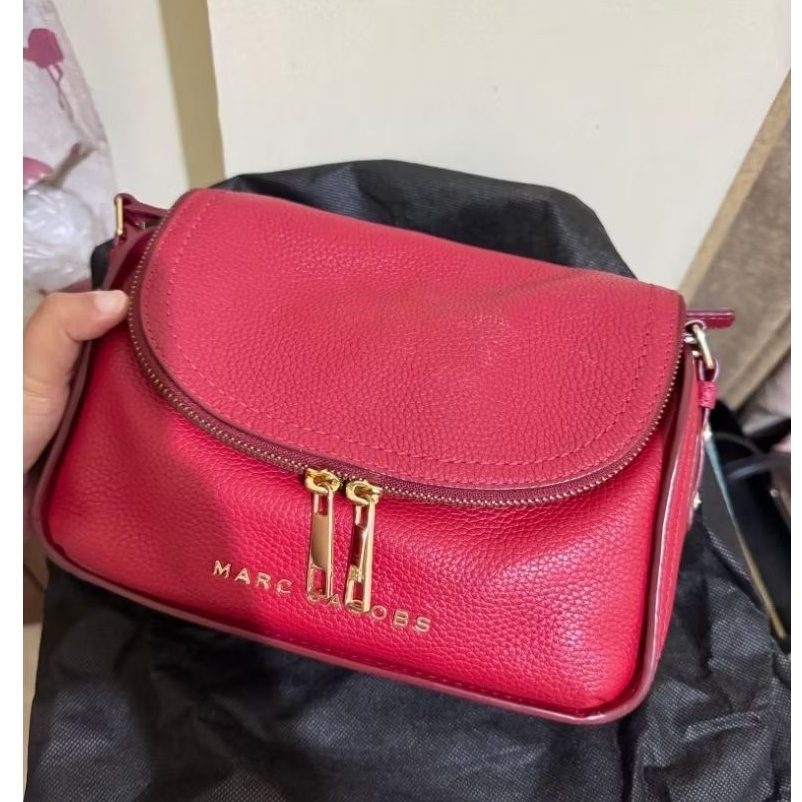 [PRELOVED ORI] Tas MJ The Groove Mini Messenger Leather  Slingbag - Red Merah