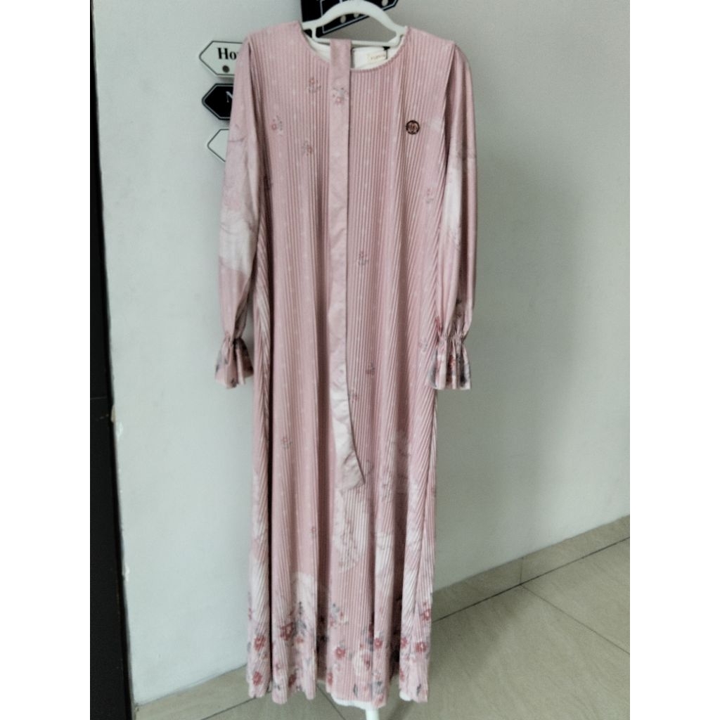 Gamis plisket,gamis motif floral premium