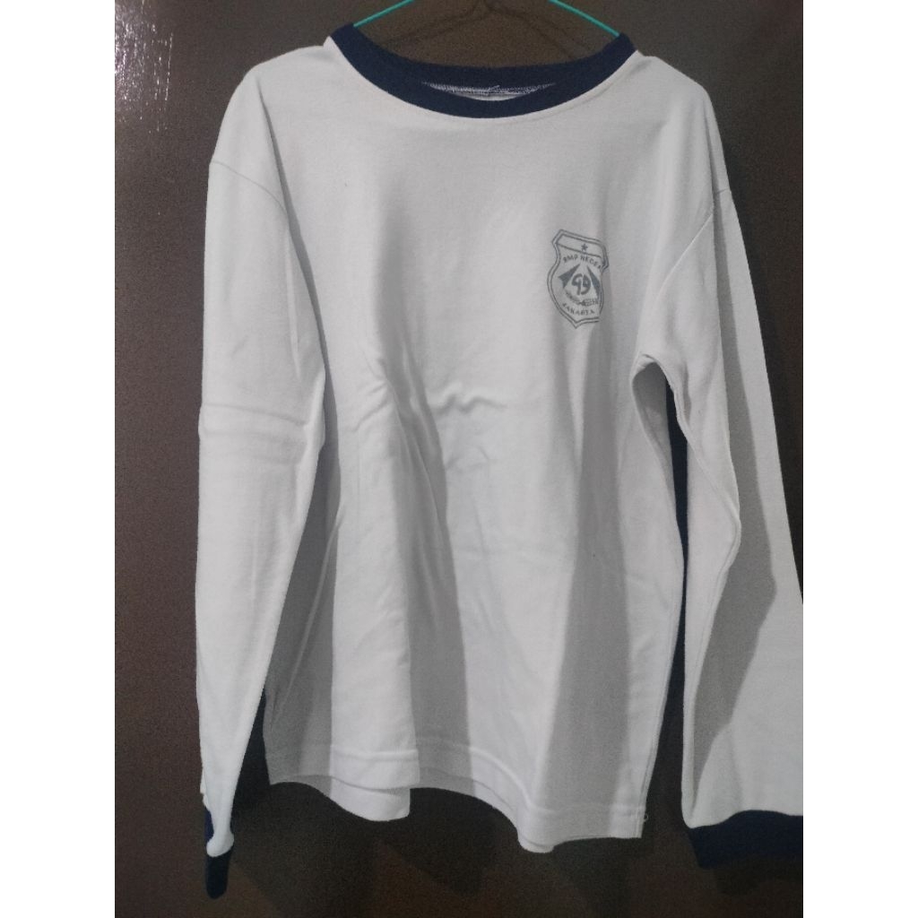 Setelan Olga sekolah preloved