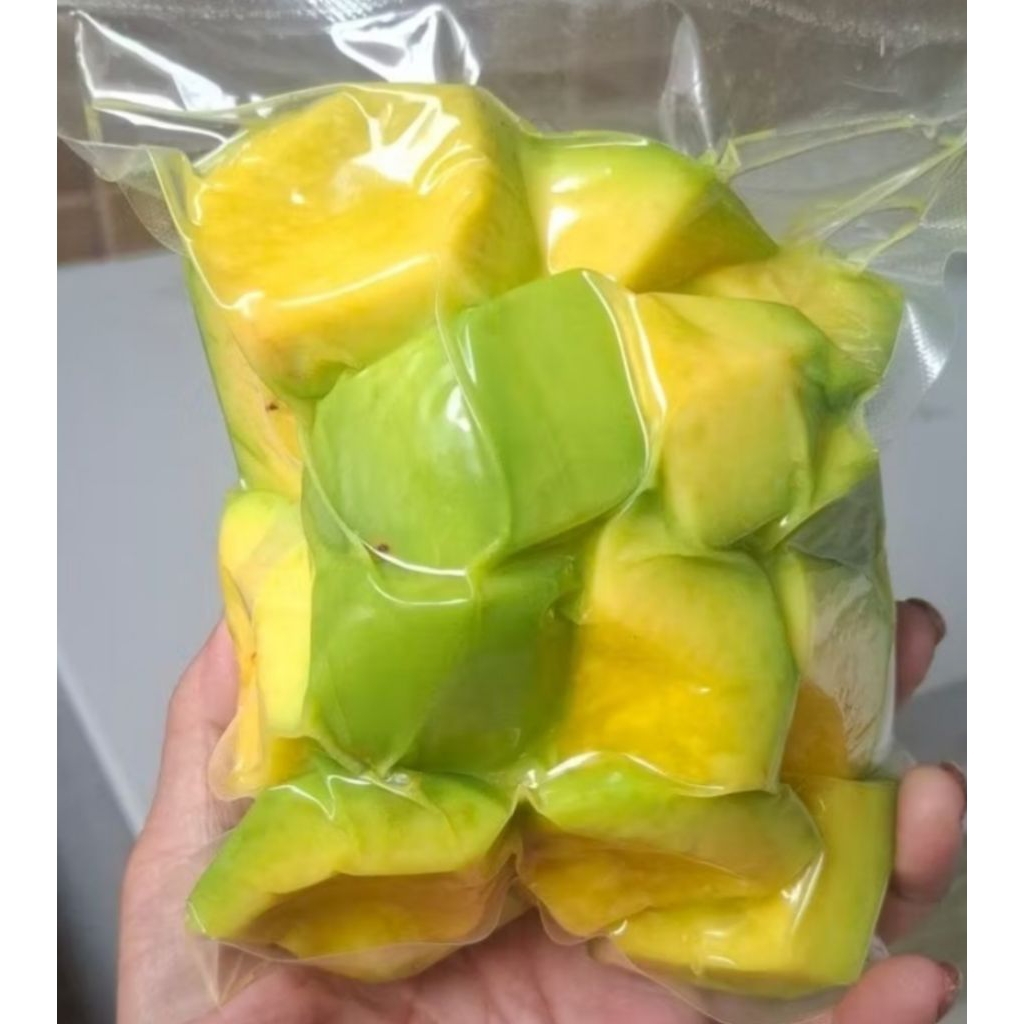 buah alpukat frozen 1kg kota samarinda