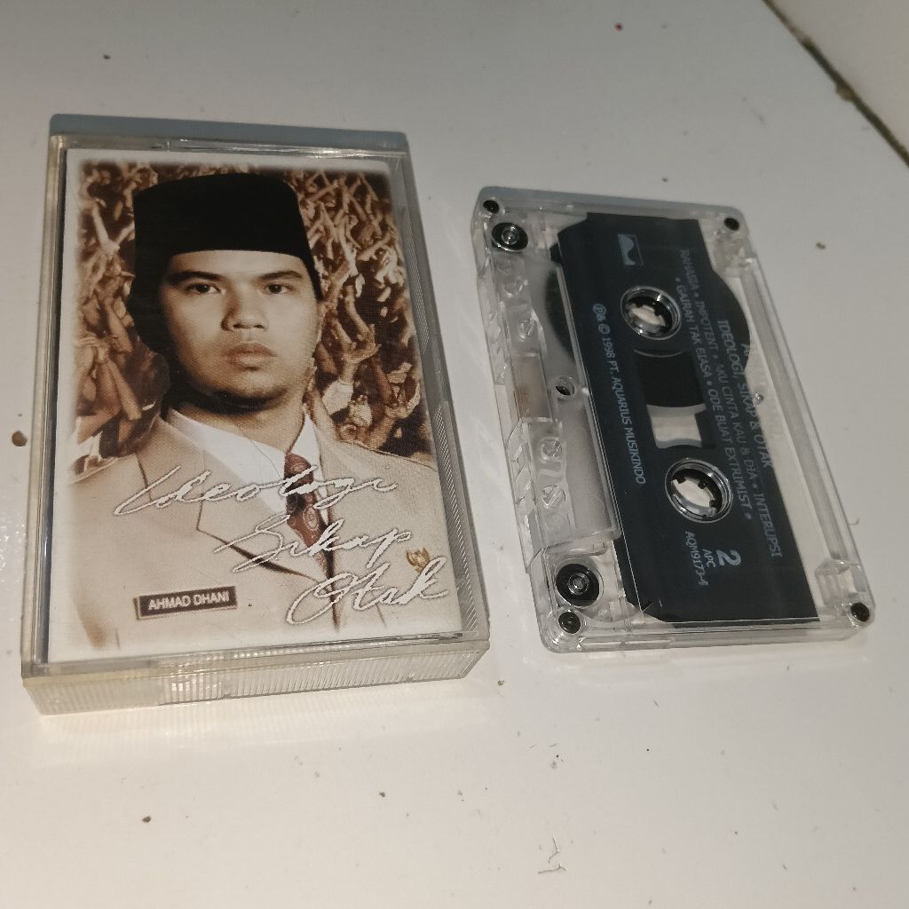 KASET PITA AHMAD DHANI - IDEOLOGI SIKAP & OTAK