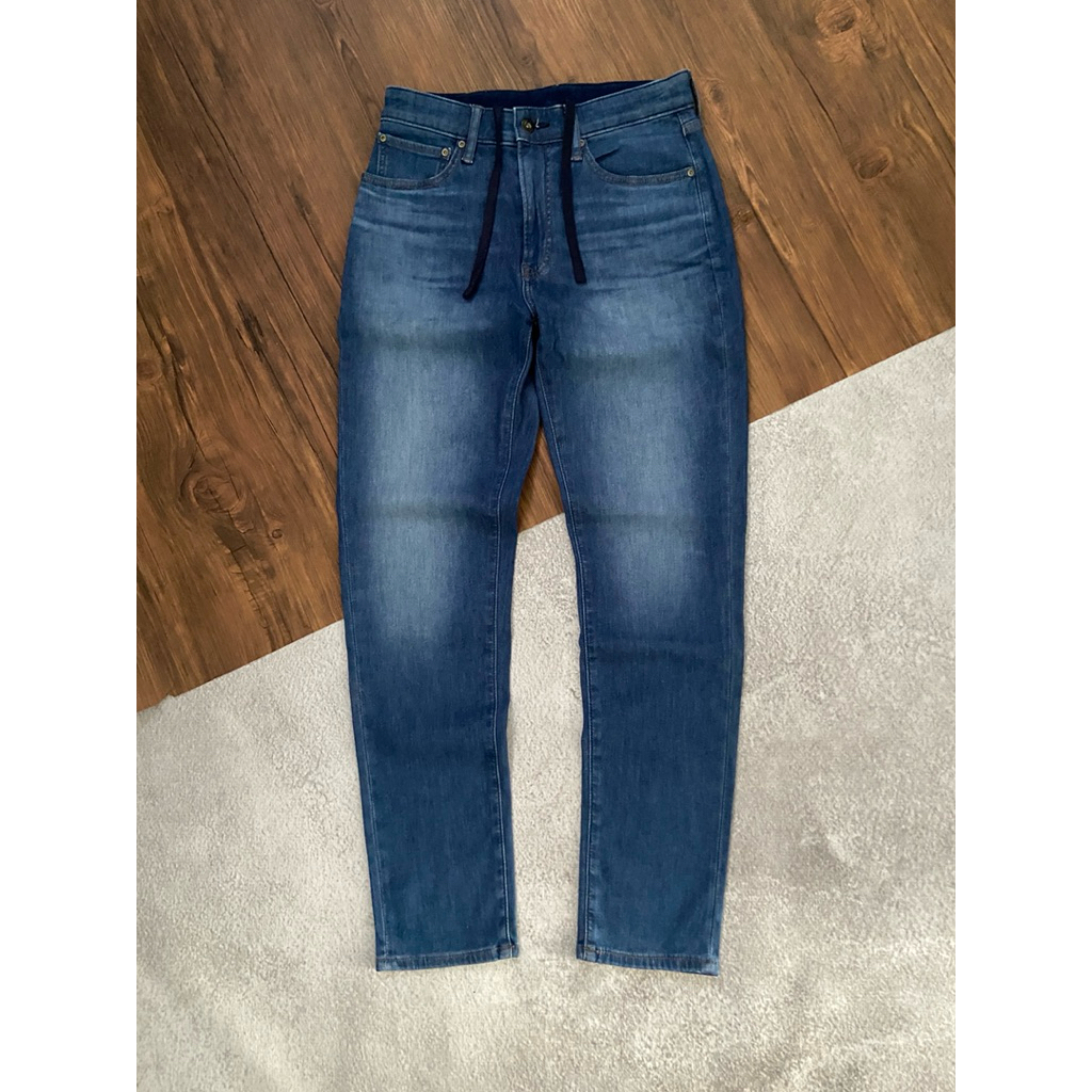 UNIQLO EZY JEANS SIZE 29