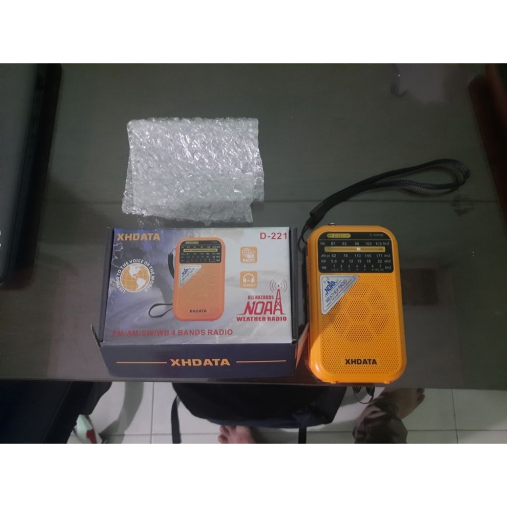 Radio XHDATA D221