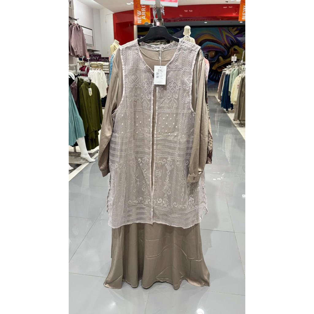Expand Dress Wanita