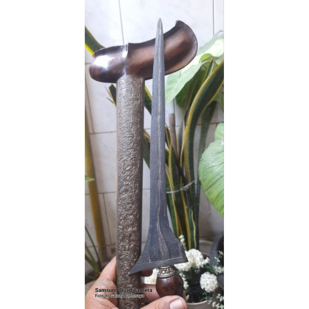 keris lurus sodo lanang
