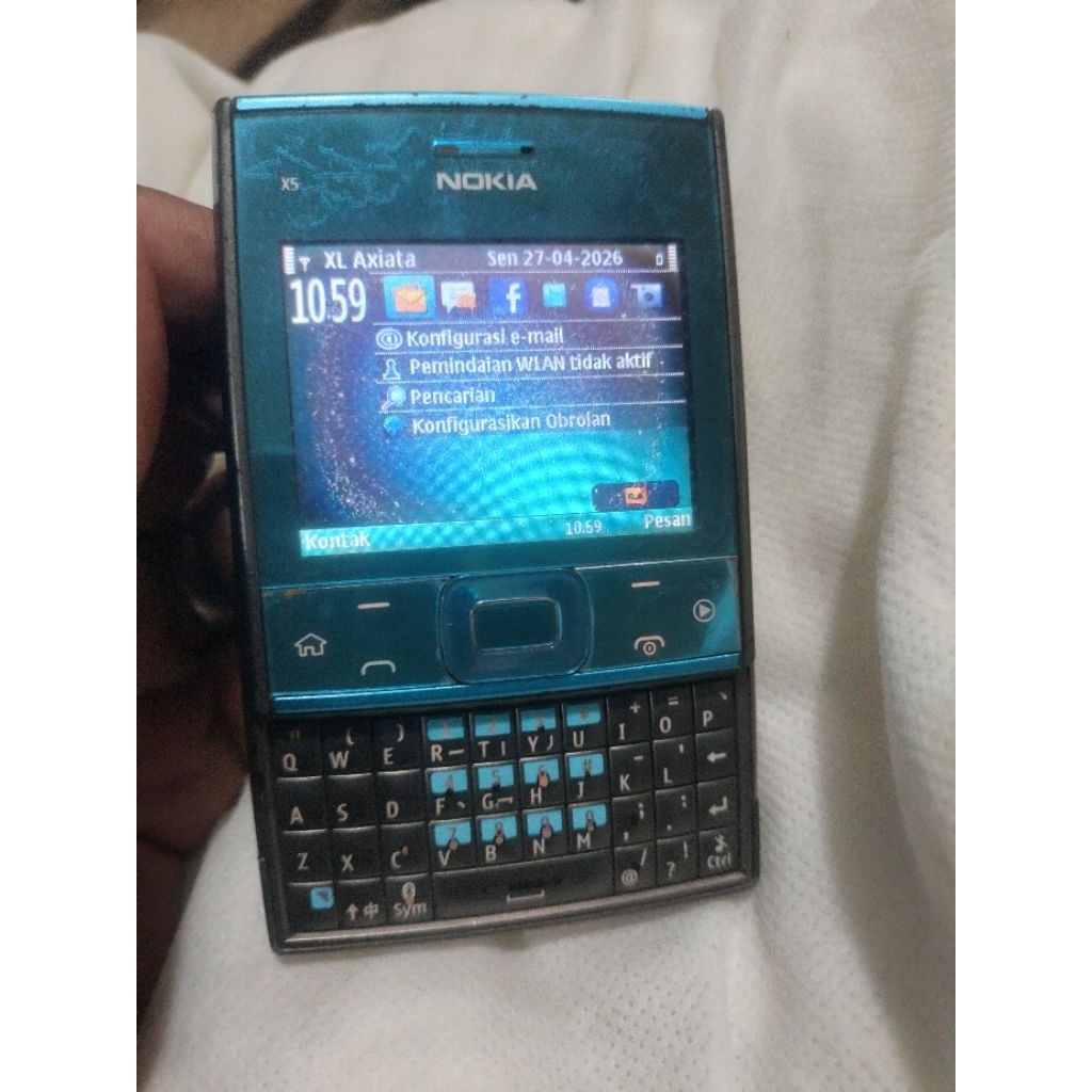 Nokia X5-00 slide hp jadul lawas nyala normal layar kerut