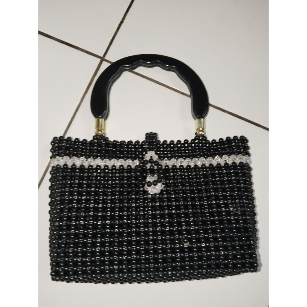 Tas Pesta Manik Manik