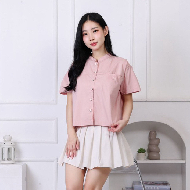 Atasan Semi Crop Wanita Kemeja Korean Blouse Cewek Kekinian Baju Wanita Lengan Pendek Korean Style