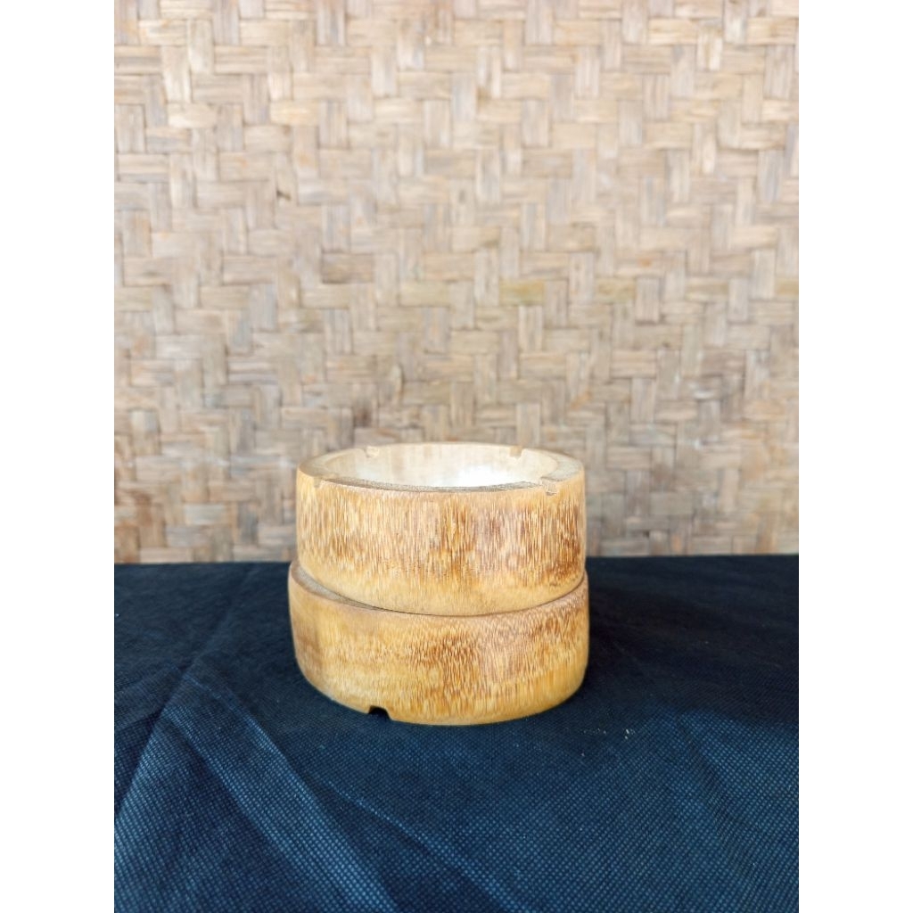 KERAJINAN BAMBU HASIL TANGAN